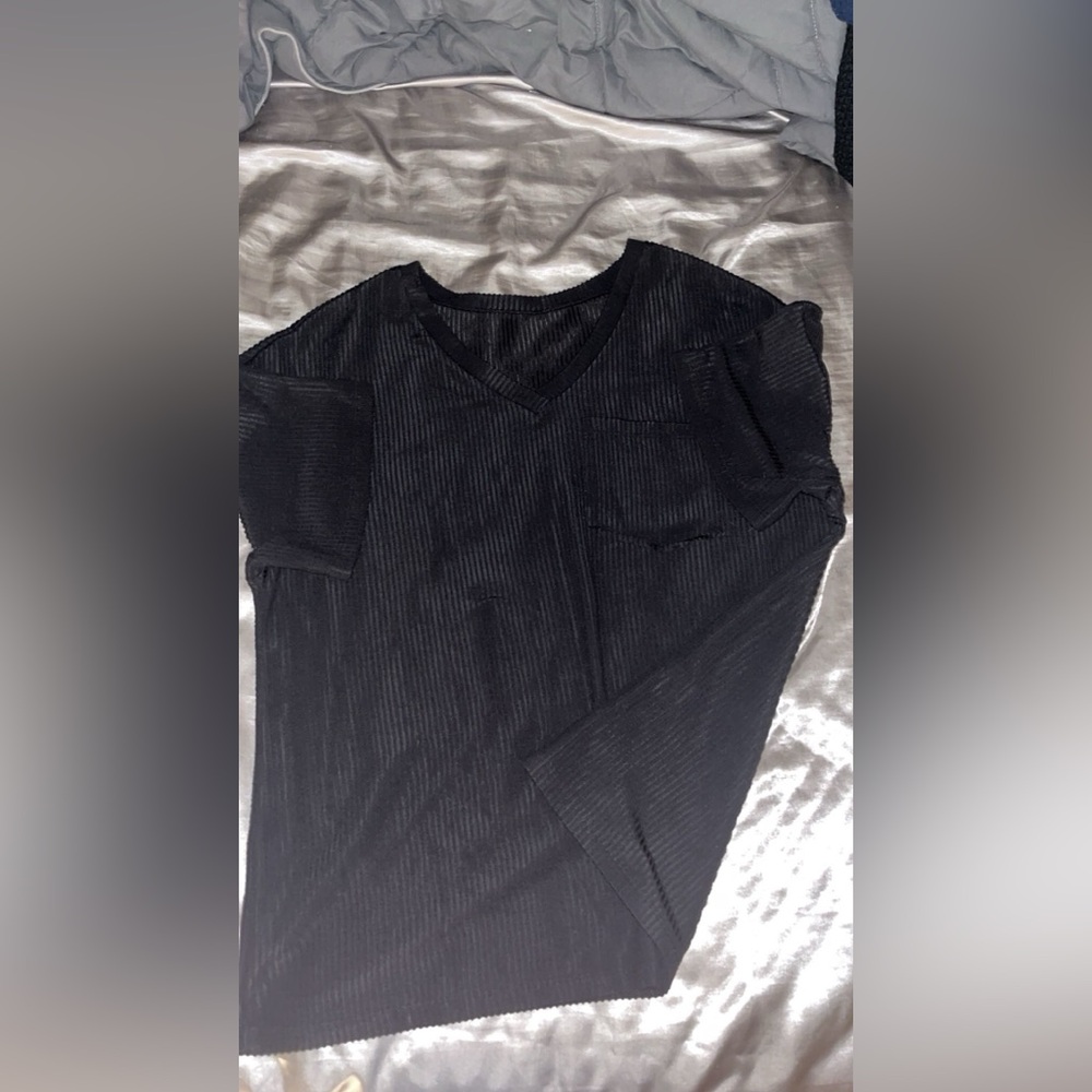 Black V-Neck Ribbed Top